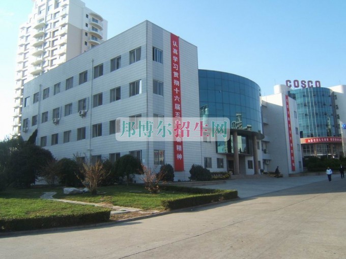 青島遠(yuǎn)洋船員職業(yè)學(xué)院招生辦聯(lián)系電話(huà)