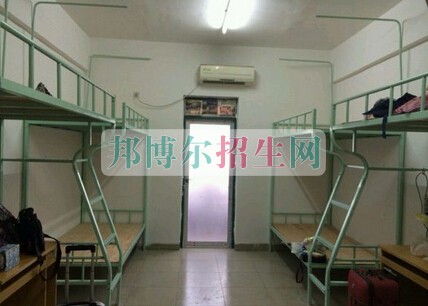 益陽醫(yī)學(xué)高等?？茖W(xué)校
