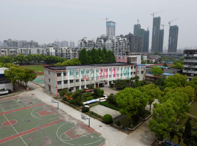 武漢科技職業(yè)學院招生辦聯系電話