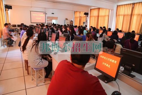 中?？梢灾苯涌即髮? width=