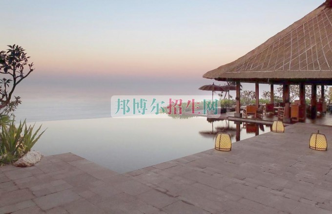 哪個學校有環(huán)境藝術(shù)設(shè)計專業(yè)