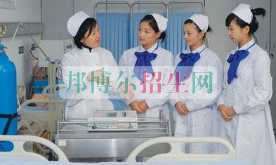 中?？谇会t(yī)學(xué)考大專