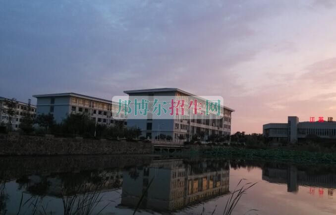 中?？祻?fù)治療升大專