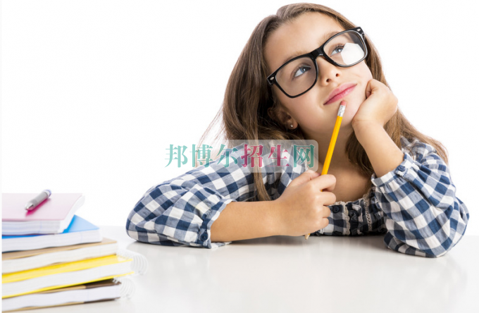 成都教育技術(shù)學學校招生要求