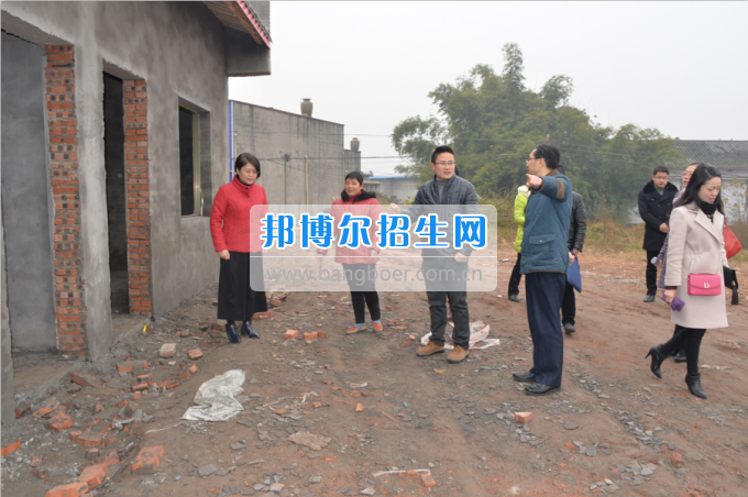 川南幼兒師范高等?？茖W(xué)校“走基層、送溫暖”活動(dòng)