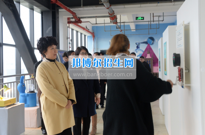 市委常委、宣傳部長潘梅到川南幼兒師范高等?？茖W校調(diào)研思想政治工作