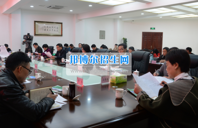 市委常委、宣傳部長潘梅到川南幼兒師范高等?？茖W校調(diào)研思想政治工作