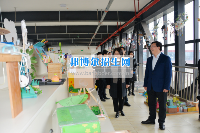 川南幼兒師范高等?？茖W(xué)校作“互聯(lián)網(wǎng)+教育”專題報告
