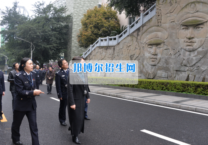 川南幼兒師范高等?？茖W校考察黨建工作