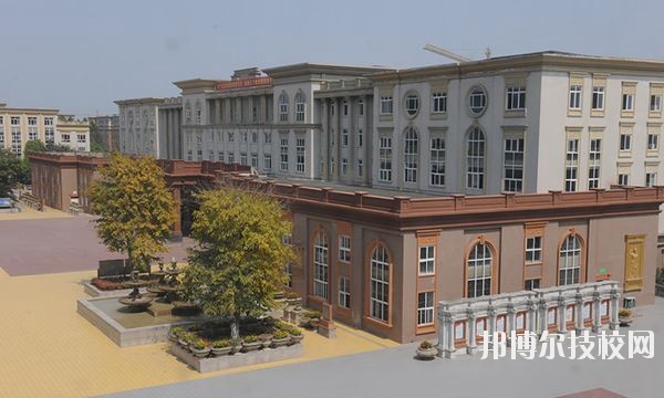四川文軒職業(yè)學校軍訓動態(tài)