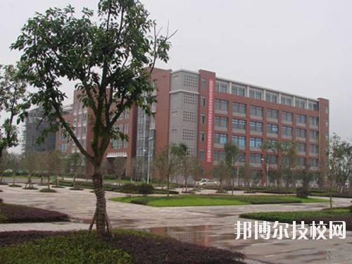 武漢鐵路橋梁職業(yè)學院2020年報名條件、招生要求、招生對象