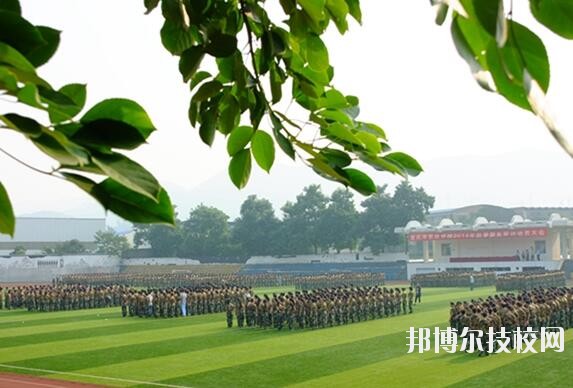 重慶農(nóng)業(yè)學(xué)校2020年報(bào)名條件、招生要求、招生對(duì)象