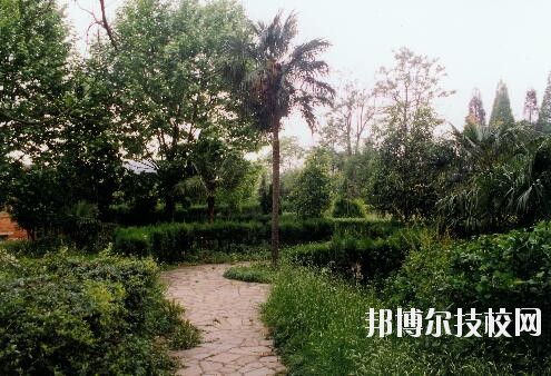 貴州林業(yè)學校2020年報名條件、招生要求、招生對象