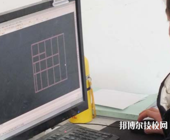 甘肅金城理工中等專業(yè)學(xué)校2020年學(xué)費(fèi)、收費(fèi)多少