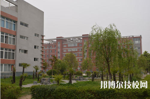 陜西航空技師學(xué)院2020年報(bào)名條件、招生要求、招生對(duì)象