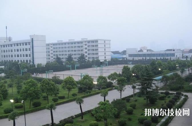 浙江工業(yè)職業(yè)技術(shù)學(xué)院怎么樣、好不好