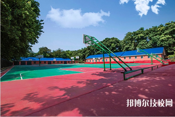 西安鐵道職業(yè)學(xué)校2020年報名條件、招生要求、招生對象