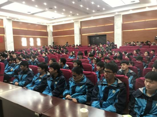 南京商業(yè)學(xué)校2020年報名條件、招生要求、招生對象
