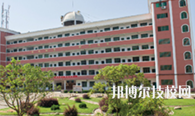 江西新能源技工學(xué)校2020年報名條件、招生要求、招生對象