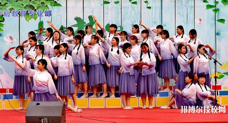 邢臺現(xiàn)代職業(yè)學校2020年報名條件、招生要求、招生對象