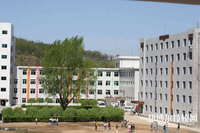 重慶渝東衛(wèi)生學(xué)校學(xué)校怎么樣、好不好