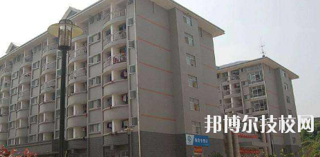 甘肅石化技師學院2020年學費、收費多少