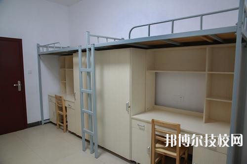 重慶經(jīng)濟貿(mào)易學校2020年宿舍條件