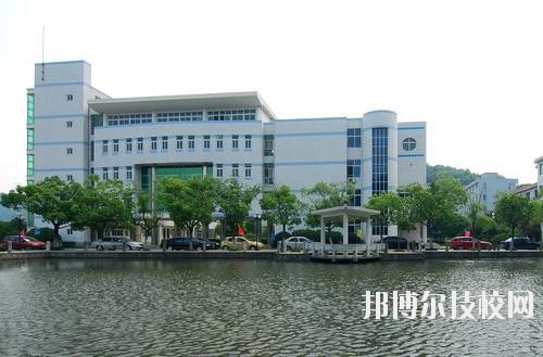 鄞州職業(yè)高級中學(xué)2020年學(xué)費、收費標(biāo)準(zhǔn)