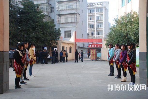 江西電子工業(yè)中等專業(yè)學(xué)校2020年報(bào)名條件、招生要求、招生對(duì)象
