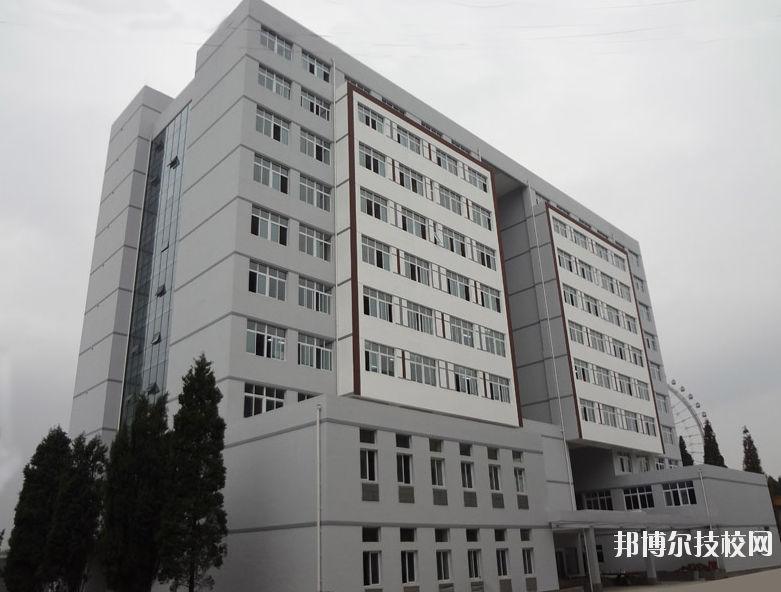 貴陽(yáng)白云職業(yè)技術(shù)學(xué)校2020年報(bào)名條件、招生要求、招生對(duì)象