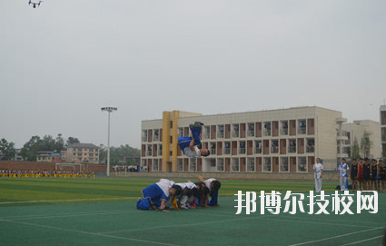 重慶梁平職業(yè)教育中心2020年招生辦聯(lián)系電話(huà)