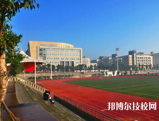 重慶渝中高級(jí)職業(yè)學(xué)校2020年報(bào)名條件、招生要求、招生對(duì)象