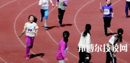 嘉峪關(guān)體育運(yùn)動(dòng)學(xué)校2020年學(xué)費(fèi)、收費(fèi)多少