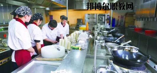 白銀工業(yè)學(xué)校2020年報(bào)名條件、招生要求、招生對(duì)象