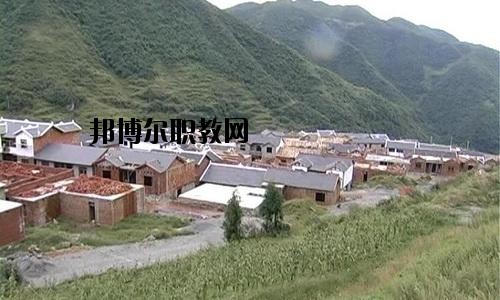 納雍中等職業(yè)學(xué)校2020年報(bào)名條件、招生要求、招生對(duì)象