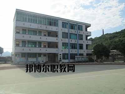 貴州羅甸中等職業(yè)學校2020年報名條件、招生要求、招生對象