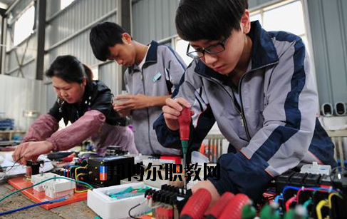 浙江商業(yè)技師學(xué)院報(bào)名條件2020年報(bào)名條件、招生要求、招生對(duì)象