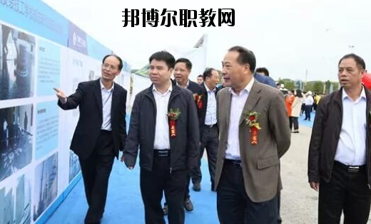 廣西建工建筑安裝技工學(xué)校2020年報名條件、招生要求、招生對象