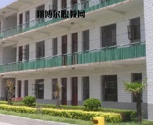新鄉(xiāng)衛(wèi)生學(xué)校怎么樣、好不好