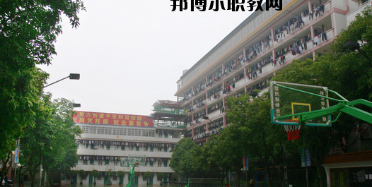 廣西商貿(mào)高級技工學(xué)校2020年報名條件、招生要求、招生對象