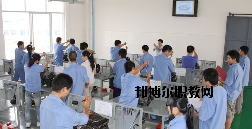 河池交通技工學(xué)校2020年報(bào)名條件、招生要求、招生對(duì)象 