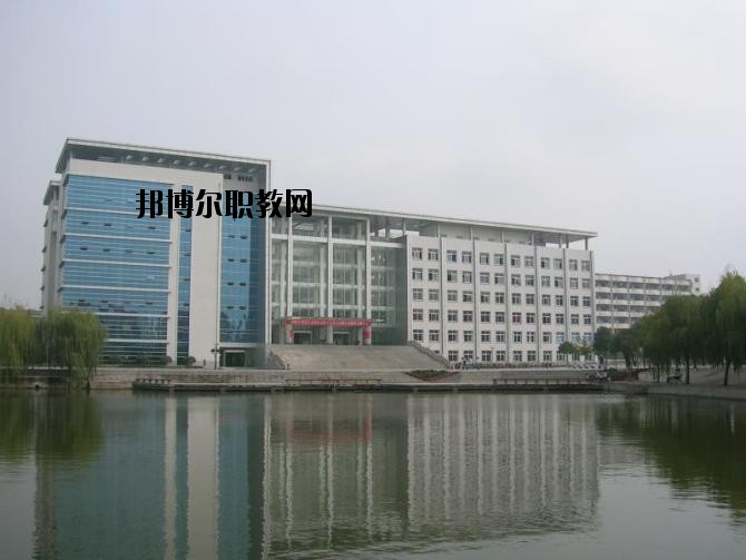 永仁縣職業(yè)高級(jí)中學(xué)2020年學(xué)費(fèi)、收費(fèi)多少