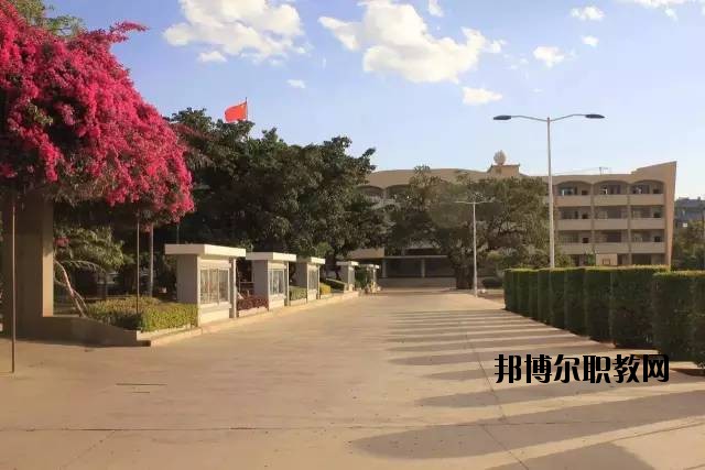元謀縣職業(yè)高級中學(xué)2020年報名條件、招生要求、招生對象