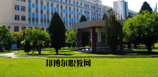 甘肅工業(yè)技師學(xué)院2020年學(xué)費(fèi)、收費(fèi)多少