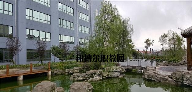 息烽縣職業(yè)技術(shù)學(xué)校2020年報名條件、招生要求