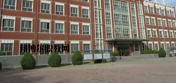 蘭州航空工業(yè)技工學(xué)校2020年報(bào)名條件、招生要求、招生對象