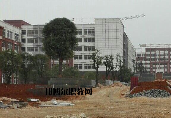 松桃苗族自治中等職業(yè)學(xué)校2020年報(bào)名條件、招生要求、招生對象