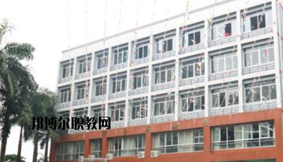 廣西電子高級(jí)技工學(xué)校2020年報(bào)名條件、招生要求、招生對(duì)象