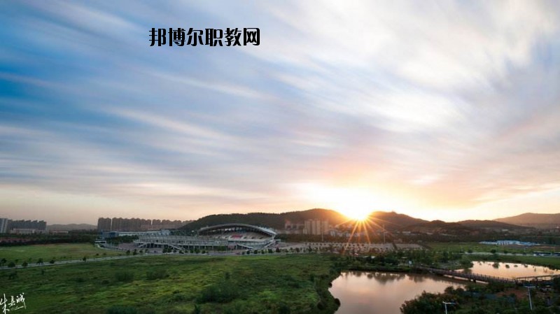 武穴財貿(mào)中等專業(yè)學校怎么樣、好不好