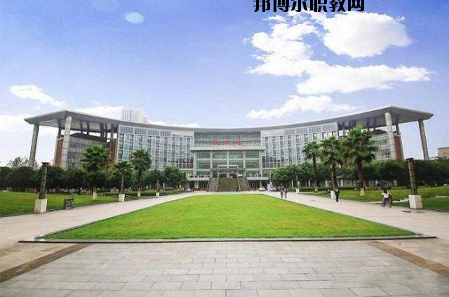 麻城順河高級(jí)職業(yè)中學(xué)2020年報(bào)名條件、招生要求、招生對(duì)象